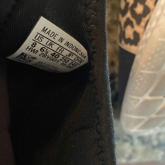 Adidas Cloudfoam slip on sneakers - Picture 4 of 6